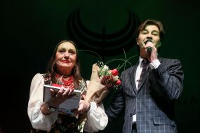 Larisa Kadochnikova and Yevgeny Nishchuk