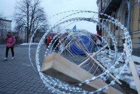 Колючая проволока