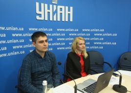 Robert Lorjan and Ruslan Velichko