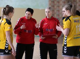 Tatiana Stefan, Angela Savchenko