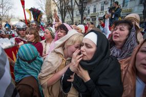 Costume staging "Easter reconstruction"