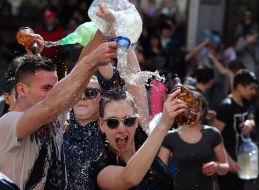 "Поливальный понедельник" во Львове
