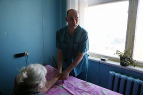 Hand massage