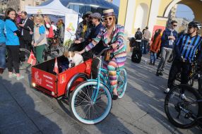 Flashmob "On a Bike to Work"