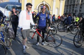 Flashmob "On a Bike to Work"