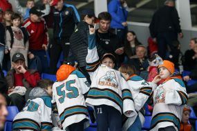 Children in hockey form