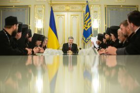 Petro Poroshenko and Metropolitan Macarius