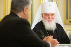 Petro Poroshenko and Metropolitan Macarius