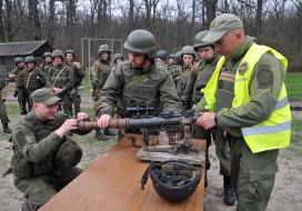 Бійці нацгвардії під час навчальних зборів