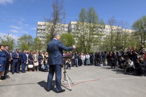 Petro Poroshenko visited the reconstructed perinatal center