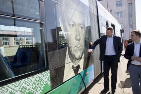 Vitali Klitschko has opened a refurbished stop of a high-speed tram