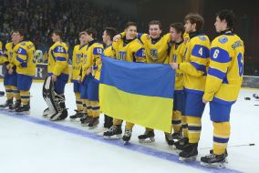 Players of junior team of Ukraine on hockey