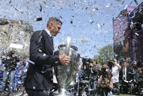 Andriy Shevchenko with the UEFA Champions League Cup