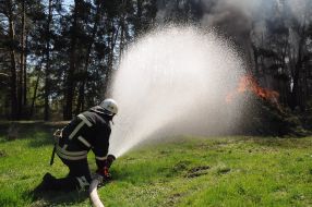 Training on extinguishing large-scale forest fires
