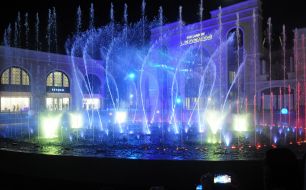 Шоу фонтанів в парку "The Land of Legends" в Белек (Туреччина)