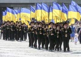 The Cadets hold the flags of Ukraine