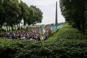 Учасники акції "Безсмертний полк"