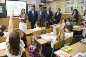 Volodymyr Groisman, Gennady Moskal, Lilia Grinevich