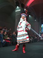 Ethno display participants