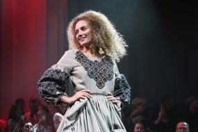 Ethno display participants