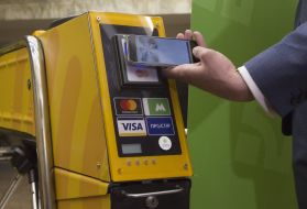 Demonstration of payment for travel through the ApplePay 