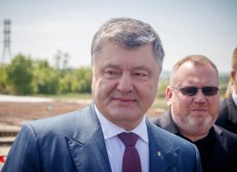 Petr Poroshenko got familiar with the repair work