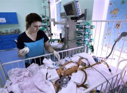 Медсестра Юлія Черненко