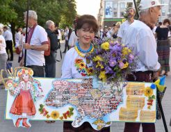Participants of the parade of embroidered shirts