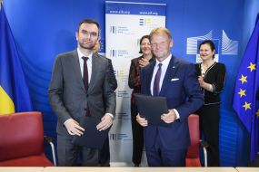 Signing of international bilateral documents