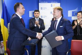 Signing of international bilateral documents