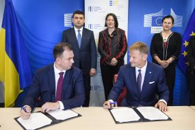 Signing of international bilateral documents