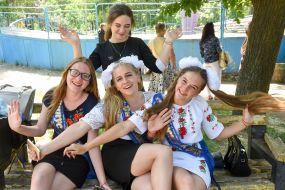 Випускниці