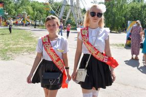Випускниці
