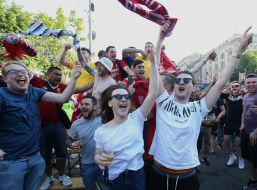 Болельщики ФК "Ливерпуль"