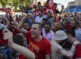 Болельщики ФК "Ливерпуль"