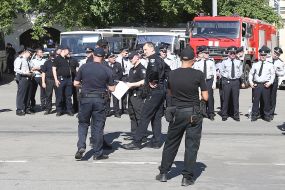 The screen where the Champions League final will be broadcastLaw enforcement in the Kontraktova Square