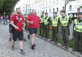 March of the fans of FC "Liverpool"