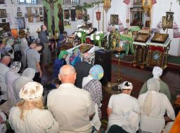 Богослужение по случаю Святой Троицы