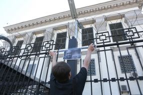 The action near the Russian embassy