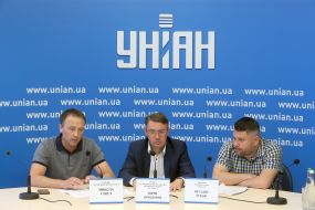 Nikolay Ganul, Yuri Bondarev and Vitaly Zubov