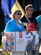 Участники акции в поддержку Олега Сенцова