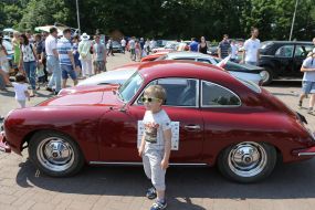 Выставка ретроавтомобилей