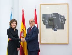 Marina Poroshenko and Rafael van Grieken