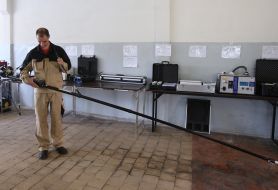 Telescopic antenna detector