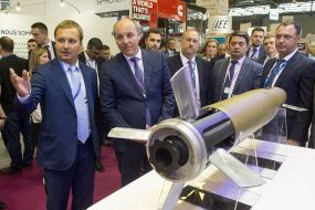 Andriy Parubiy visited the Eurosatory-2018 exhibition in Paris