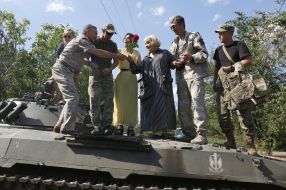 Ada Rogovtseva and Ekaterina Stepankova