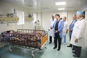Vladimir Groisman visited the Institute of Neurosurgery