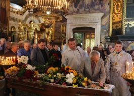 Прощання з поетом Іваном Драчем