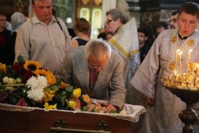 Прощання з поетом Іваном Драчем