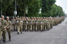 Servicemen of the 80th separate air assault brigade